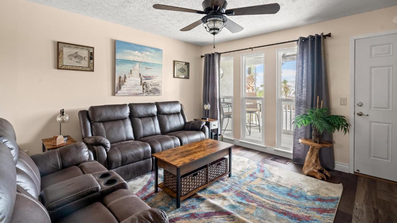 Pet Friendly Townhome With Gulf Views And Hot Tub Right Across From Beach And Schooners Panama City Beach Esterno foto