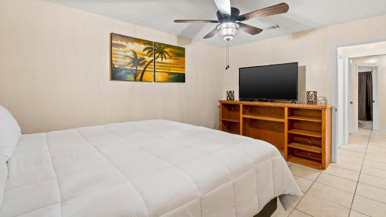 Pet Friendly Townhome With Gulf Views And Hot Tub Right Across From Beach And Schooners Panama City Beach Esterno foto