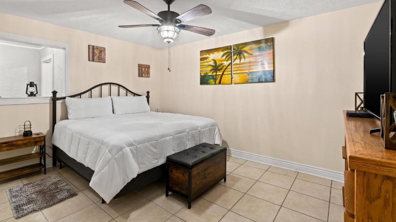 Pet Friendly Townhome With Gulf Views And Hot Tub Right Across From Beach And Schooners Panama City Beach Esterno foto